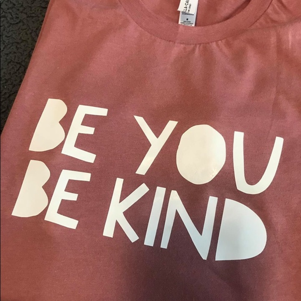 BE YOU BE KIND Graphic Tee